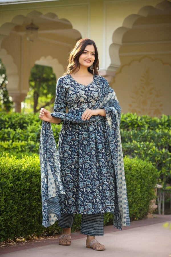 T.blue V. Neck Floral Print Poly Rayon Kurta Sets